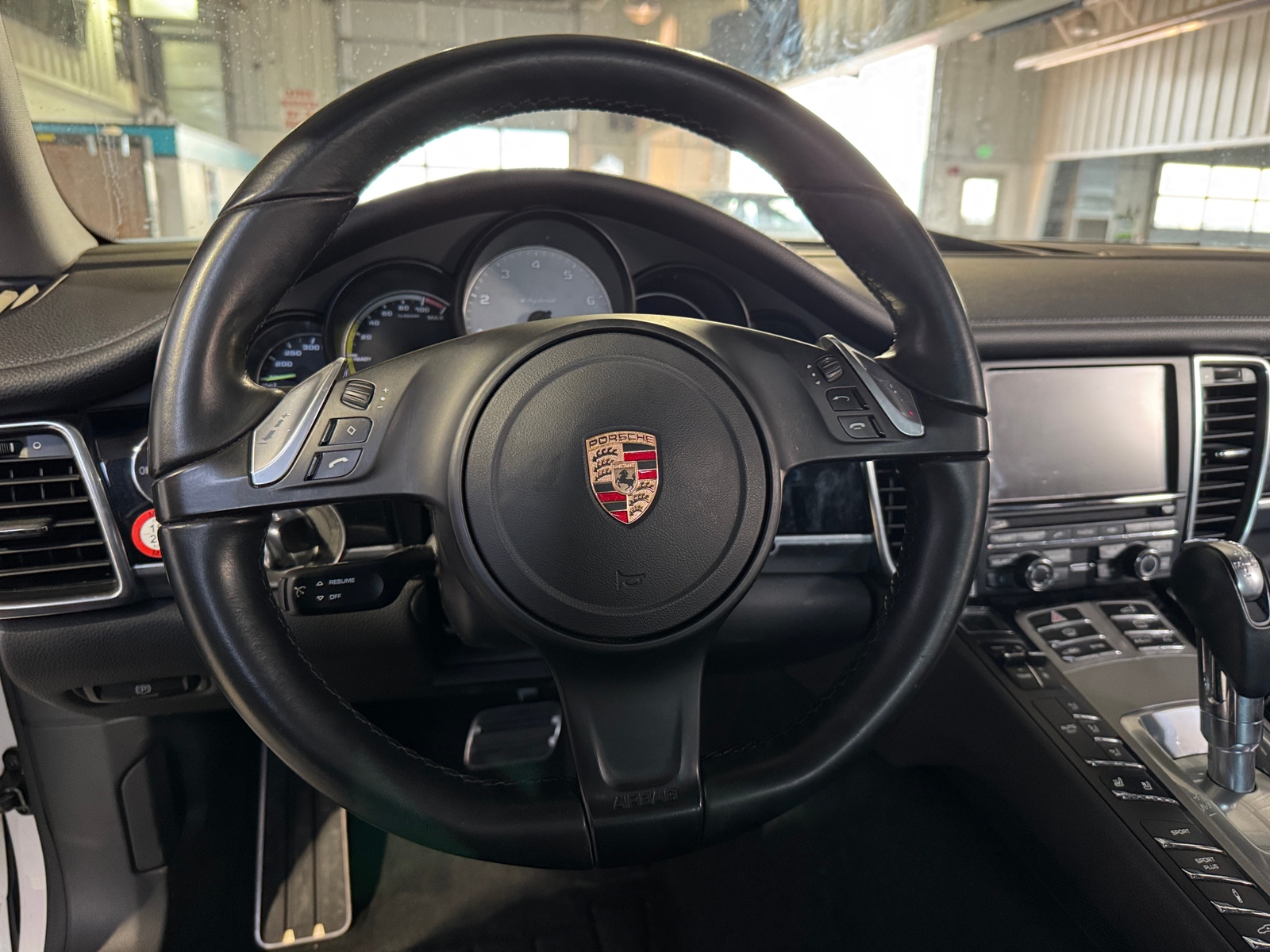 Thumbnail: 2014 Porsche Panamera - 4
