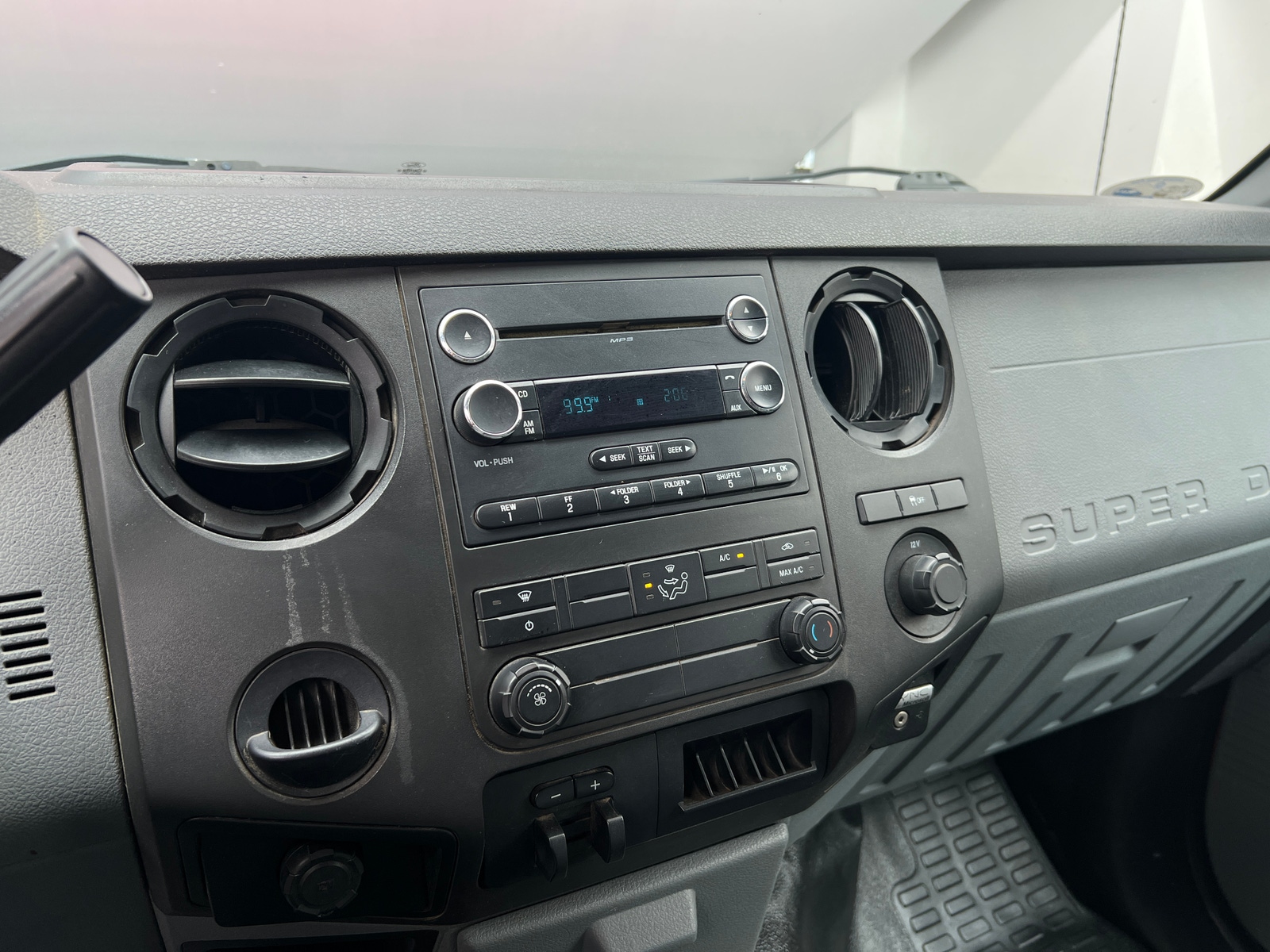 Thumbnail: 2013 Ford Econoline - 4