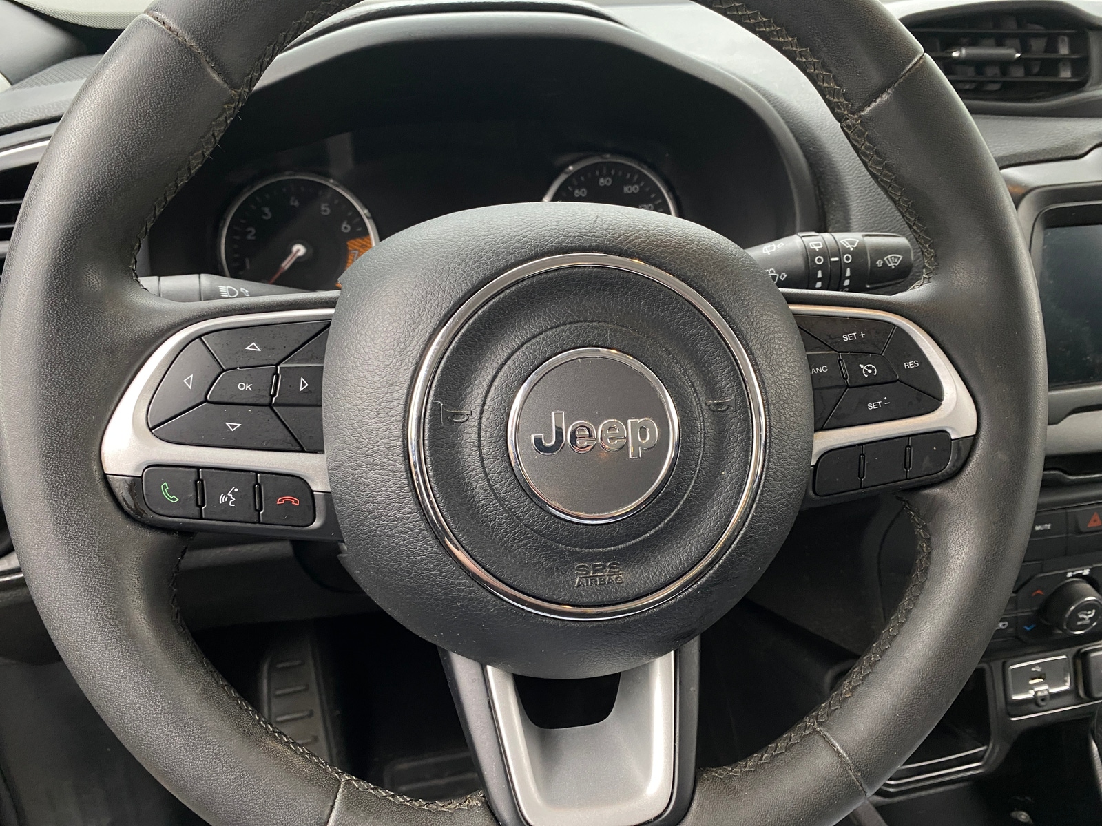 Thumbnail: 2021 Jeep Renegade - 5