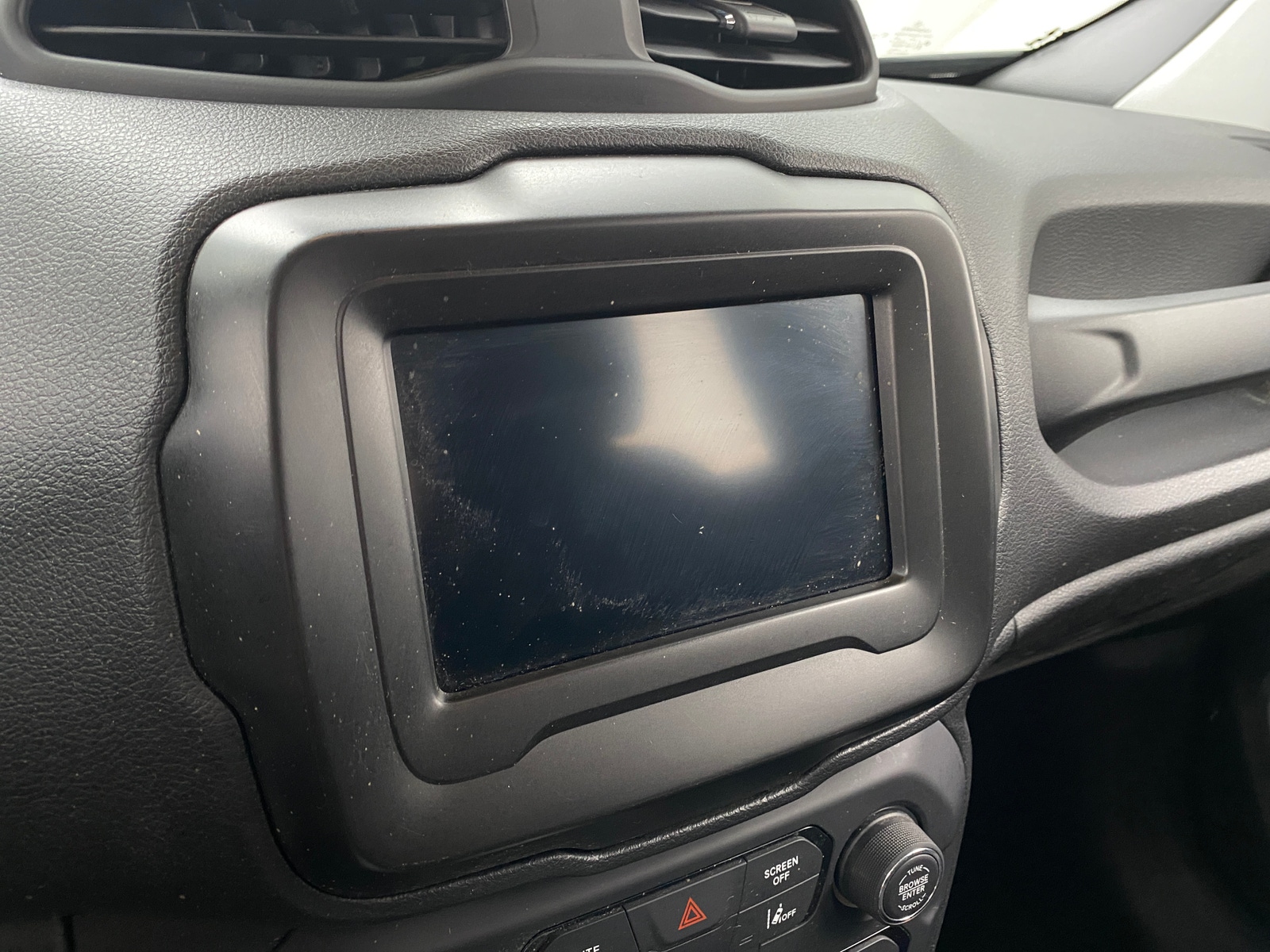 Thumbnail: 2021 Jeep Renegade - 4