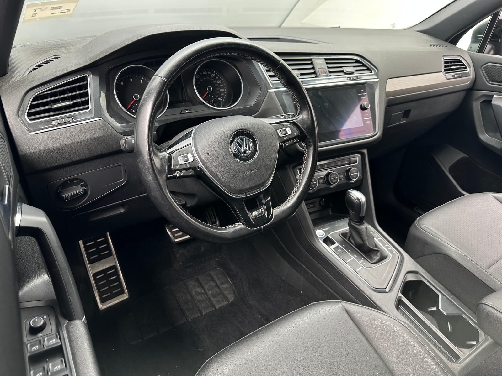 Thumbnail: 2020 Volkswagen Tiguan - 2