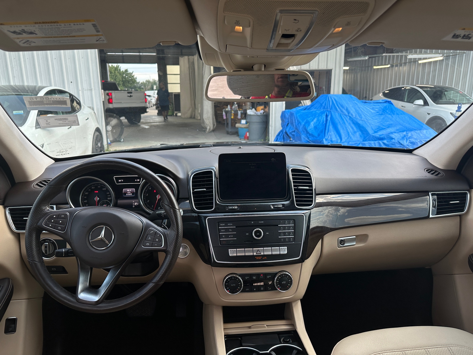 Thumbnail: 2016 Mercedes-Benz GLE - 2