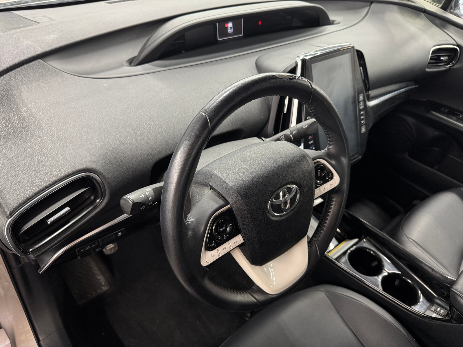 Thumbnail: 2018 Toyota Prius Prime - 2