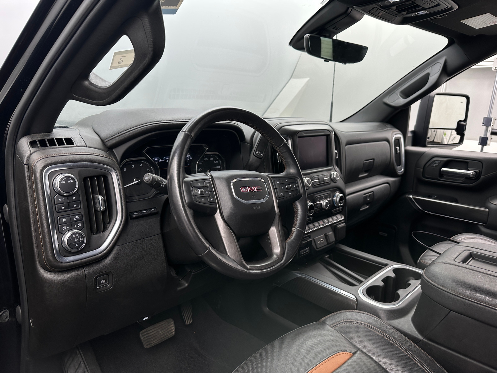 Thumbnail: 2022 GMC Sierra 3500 - 2