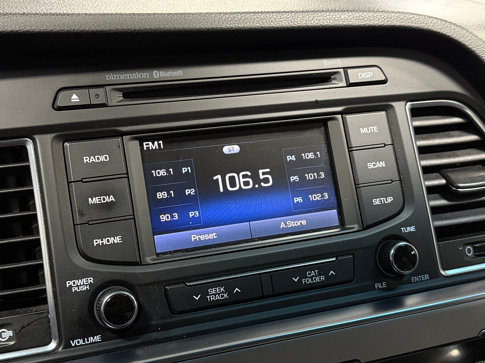 Thumbnail: 2015 Hyundai Sonata - 3
