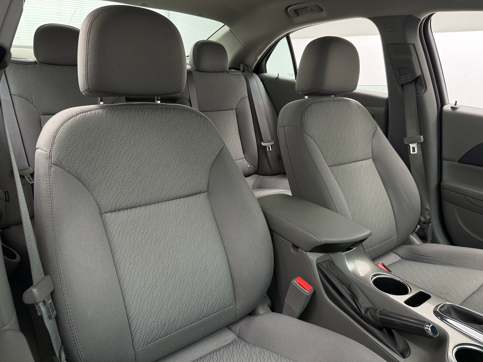 Thumbnail: 2015 Chevrolet Malibu - 2