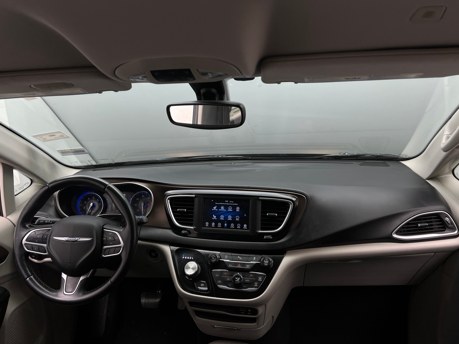Thumbnail: 2018 Chrysler Pacifica - 2