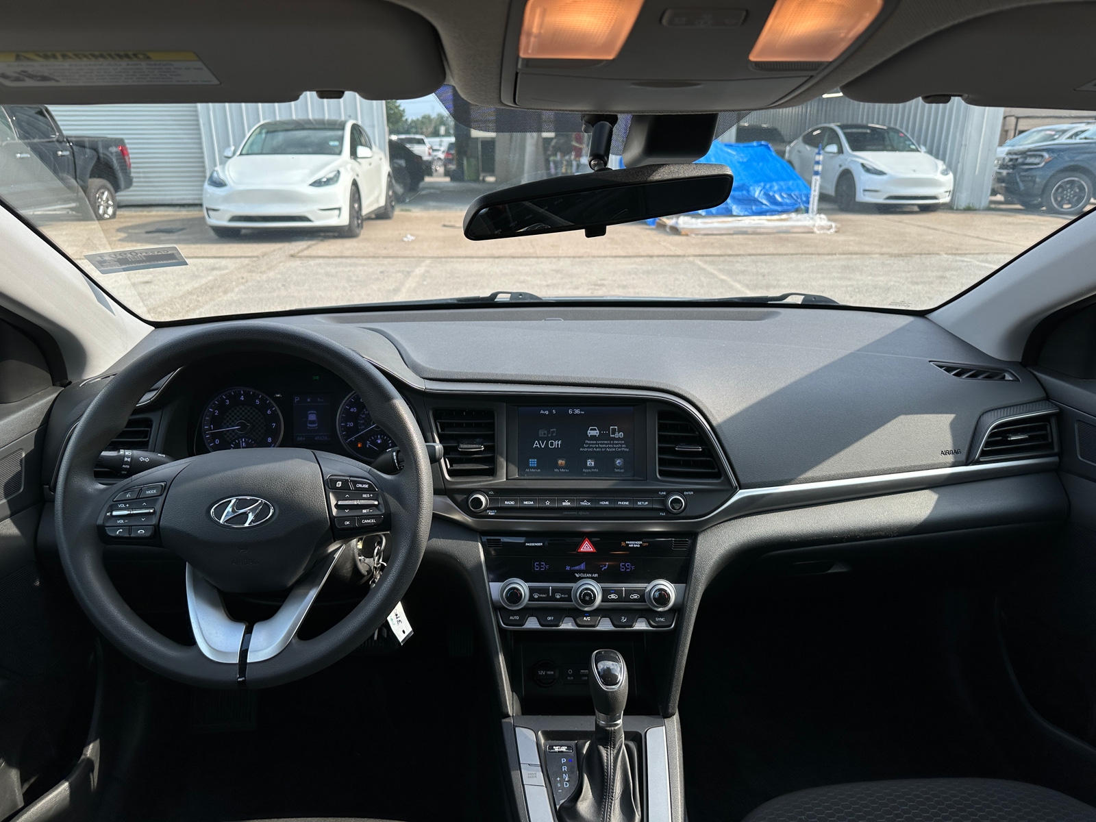 Thumbnail: 2020 Hyundai Elantra - 3