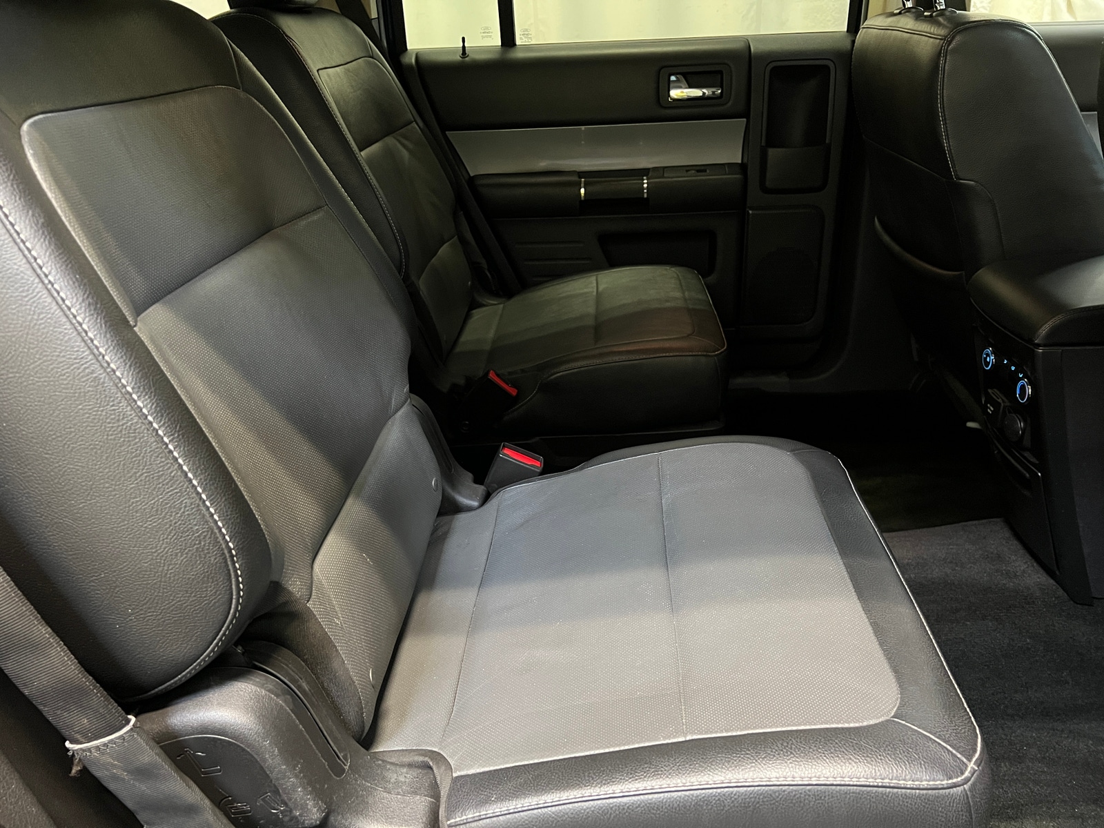 Thumbnail: 2015 Ford Flex - 6