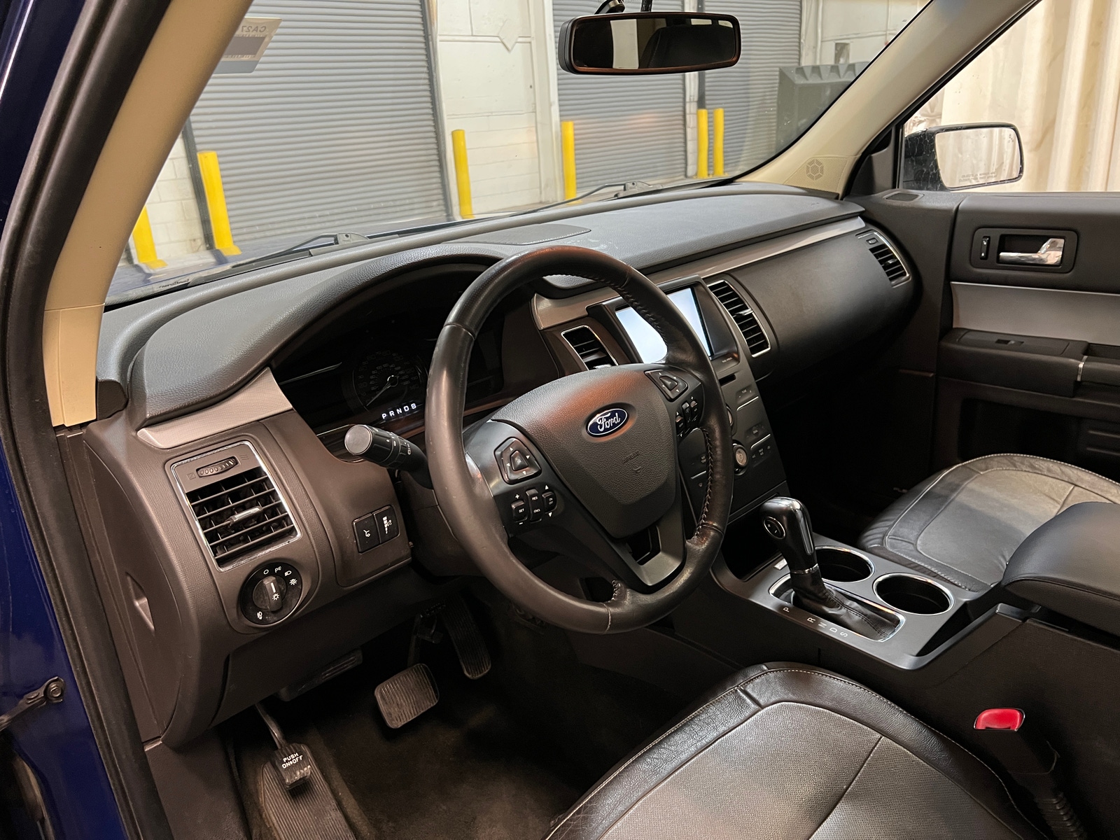 Thumbnail: 2015 Ford Flex - 3