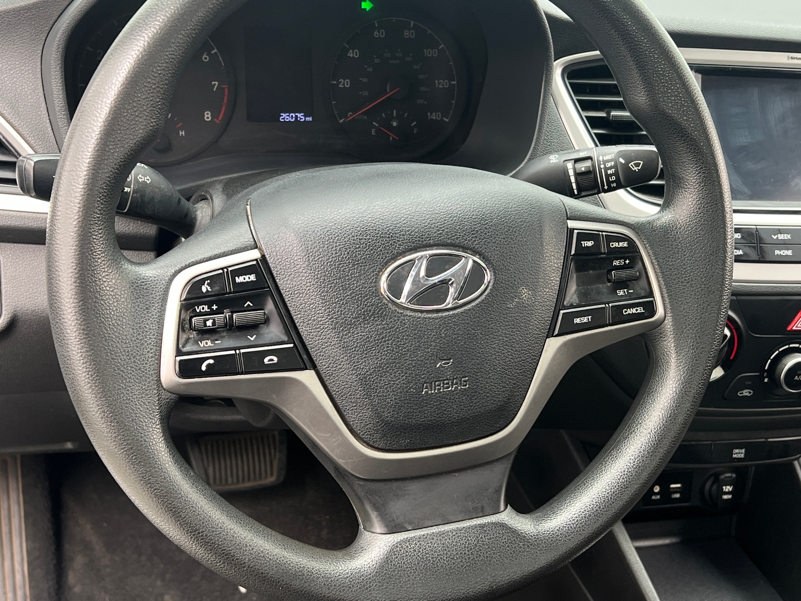 Thumbnail: 2022 Hyundai Accent - 5