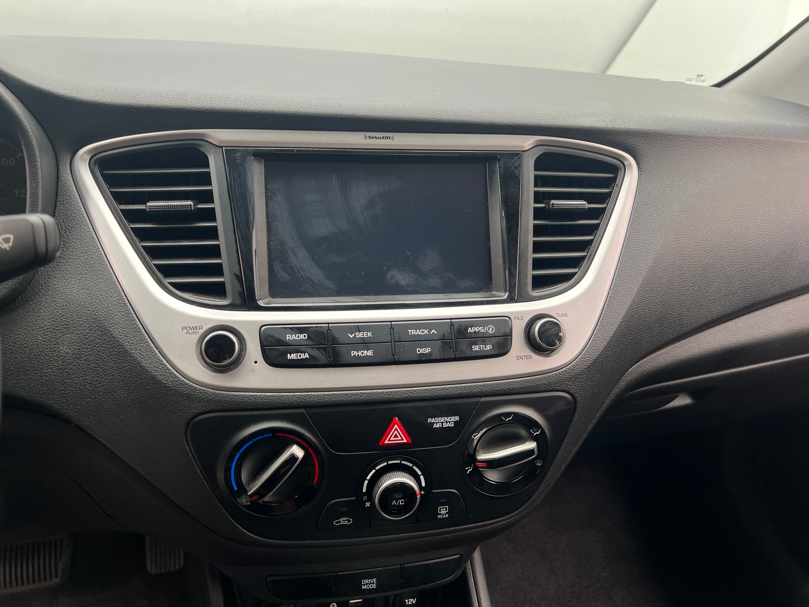 Thumbnail: 2022 Hyundai Accent - 4