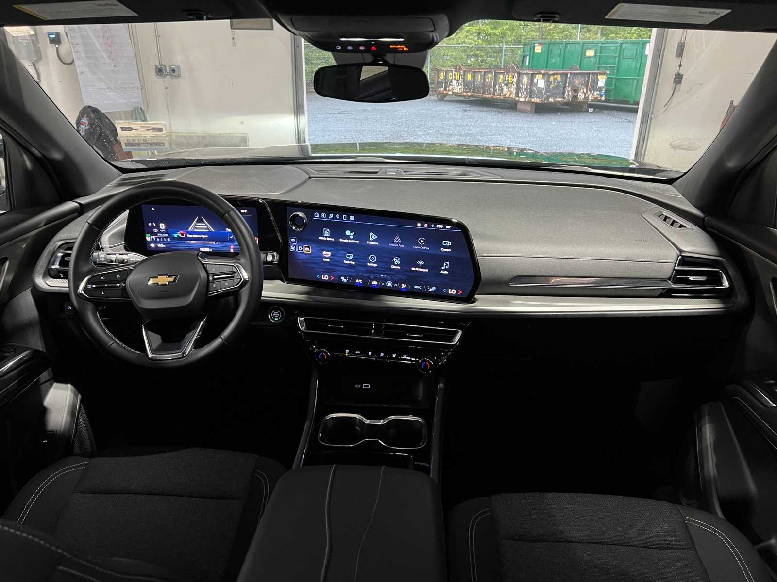 Thumbnail: 2025 Chevrolet Traverse - 3