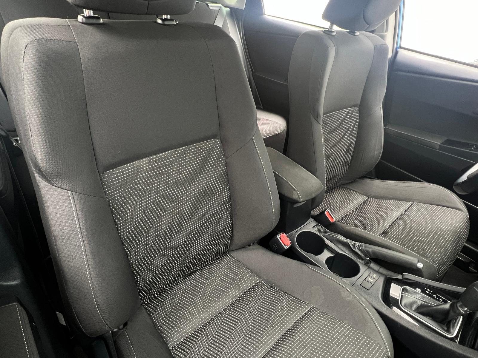 Thumbnail: 2018 Toyota Corolla iM - 2
