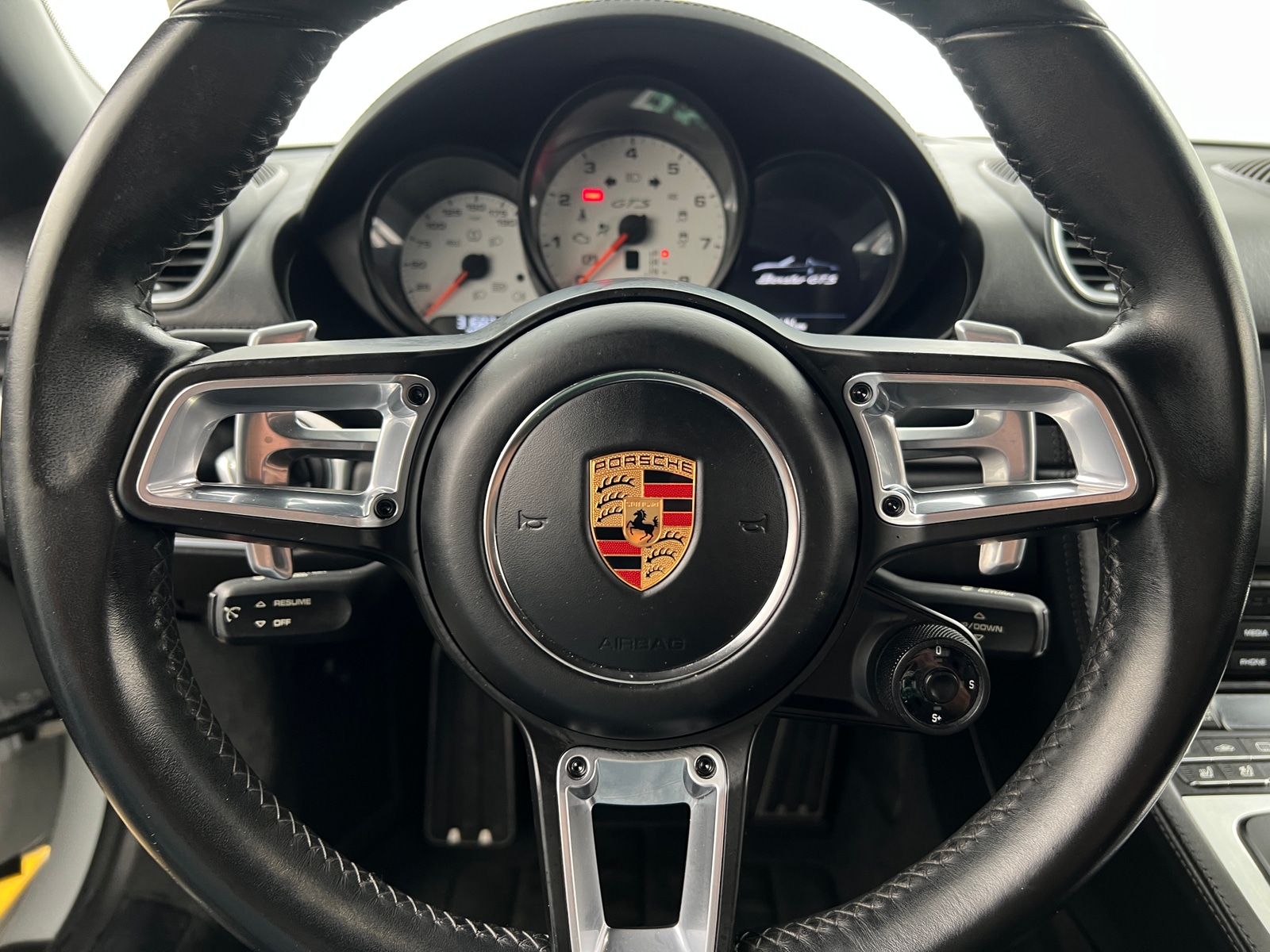 Thumbnail: 2018 Porsche 718 Boxster - 3