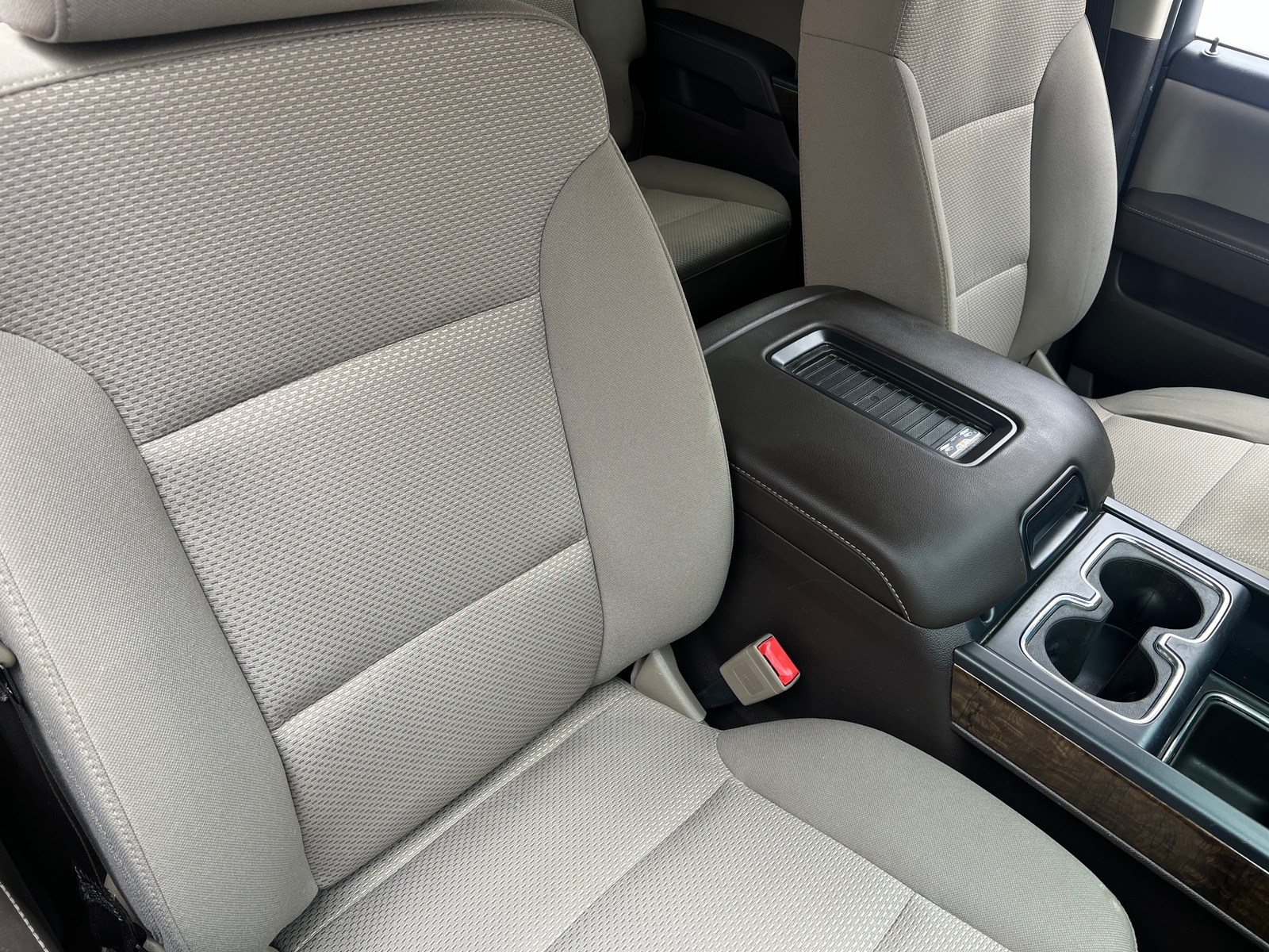 Thumbnail: 2018 Chevrolet Silverado 1500 - 2