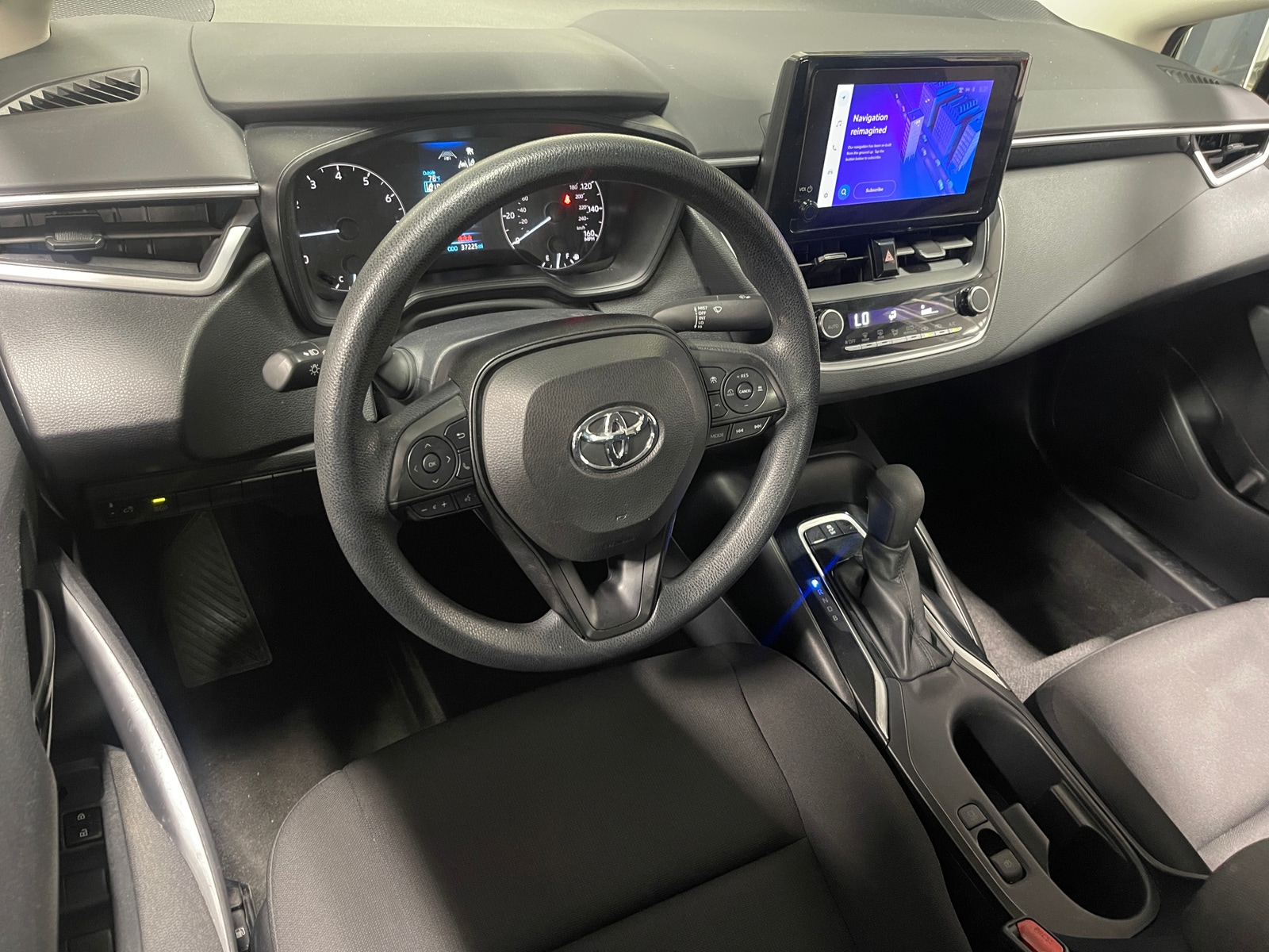 Thumbnail: 2023 Toyota Corolla - 3