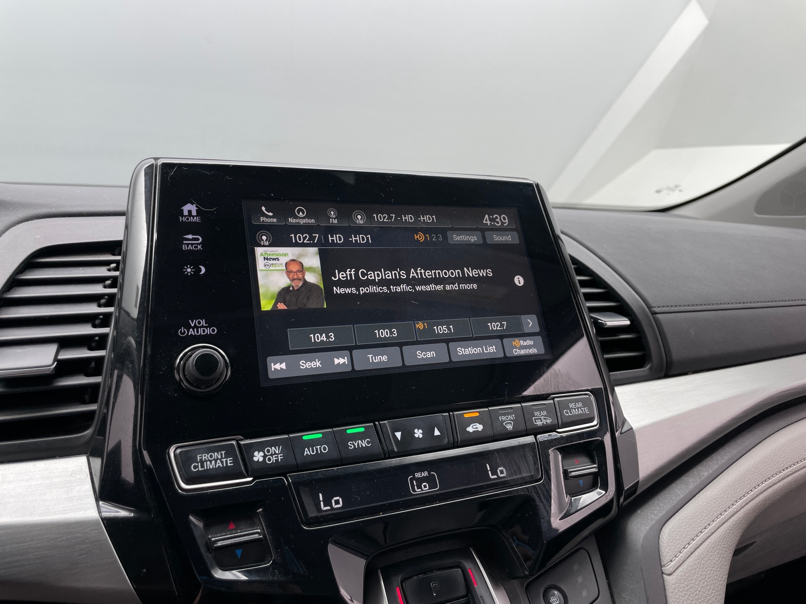 Thumbnail: 2019 Honda Odyssey - 3