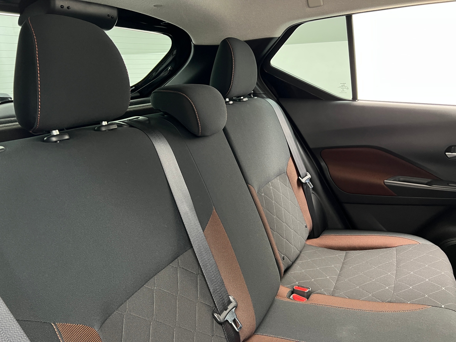 Thumbnail: 2019 Nissan Kicks - 6