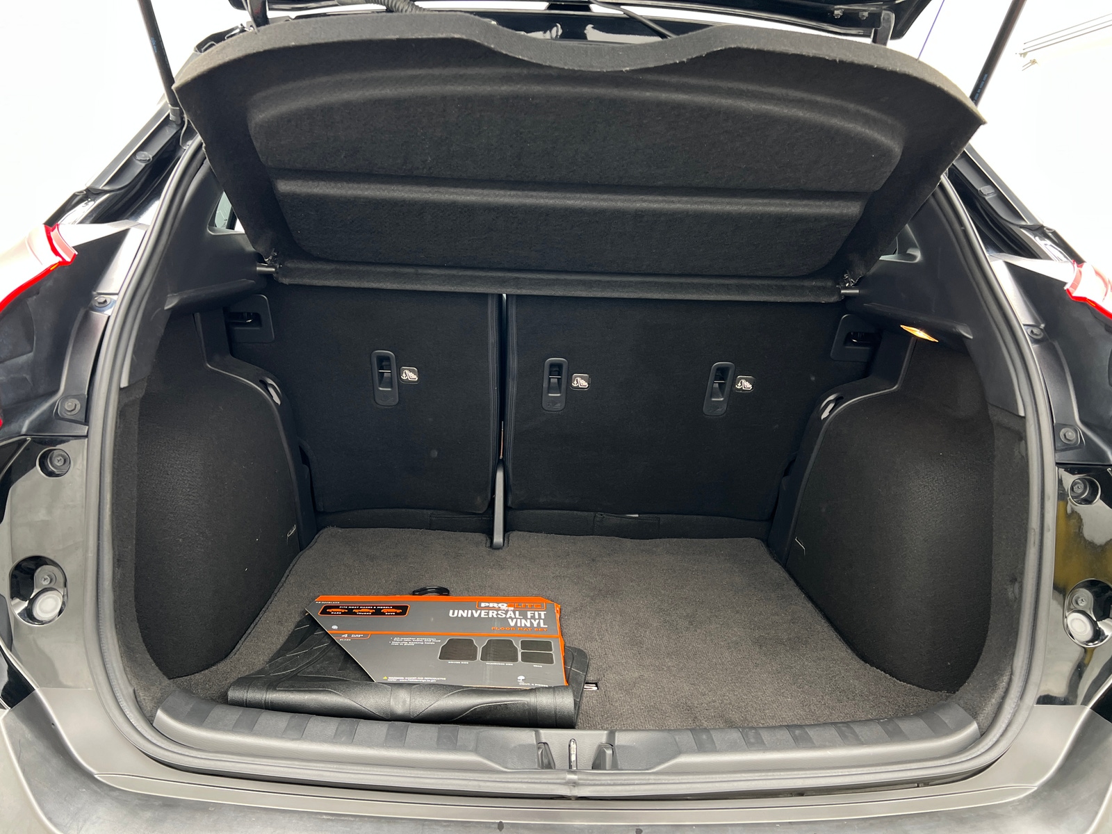 Thumbnail: 2019 Nissan Kicks - 7