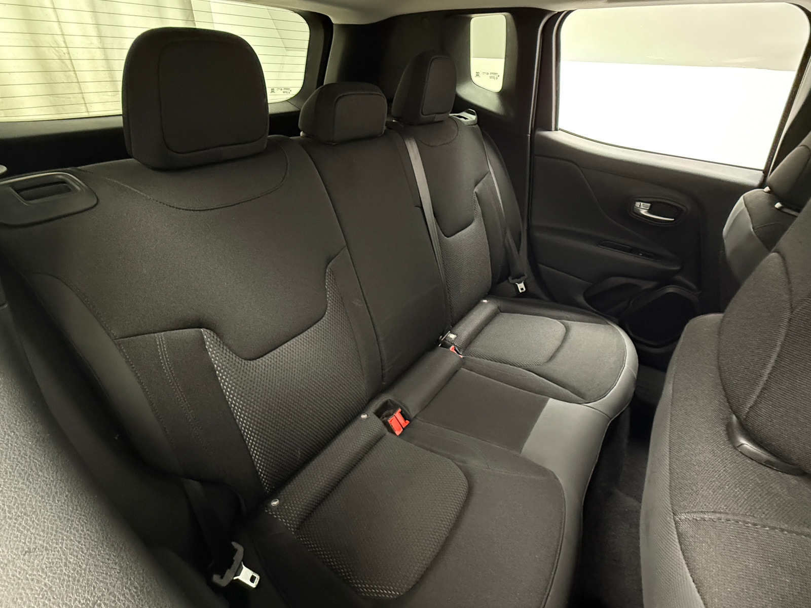 Thumbnail: 2020 Jeep Renegade - 6