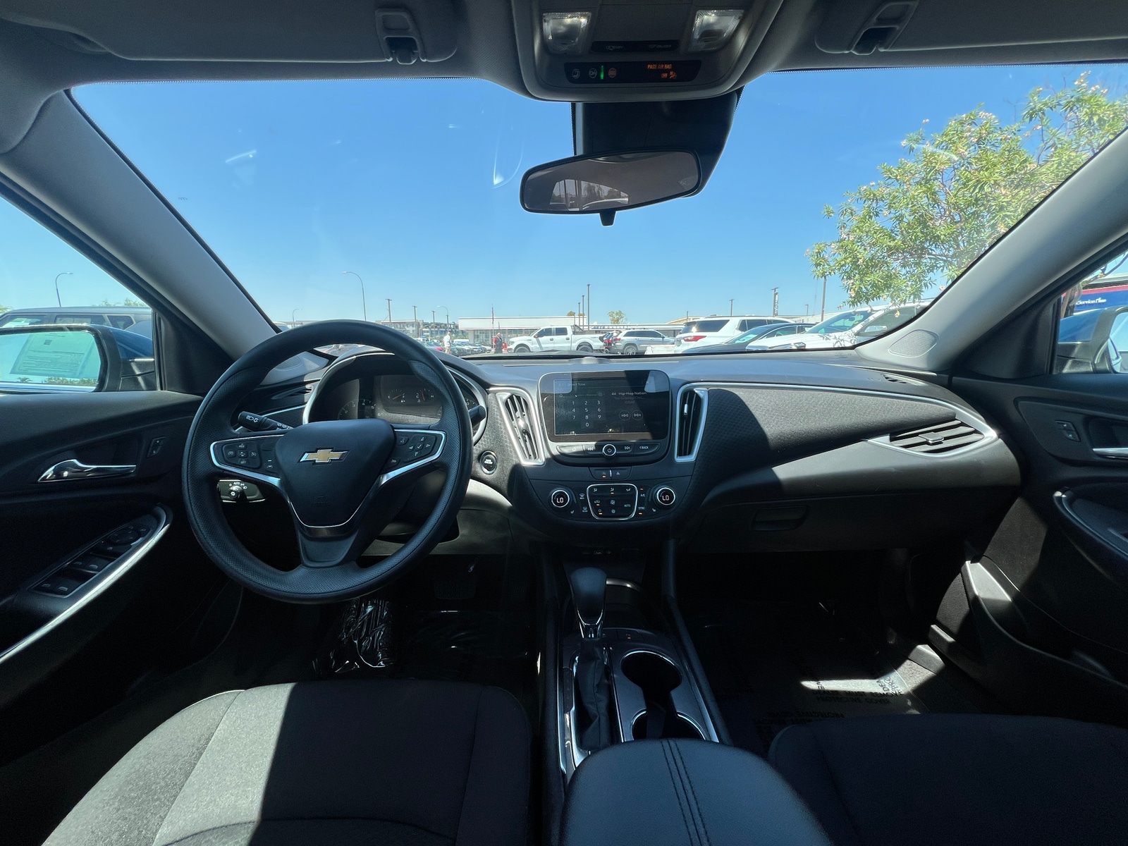 Thumbnail: 2024 Chevrolet Malibu - 3