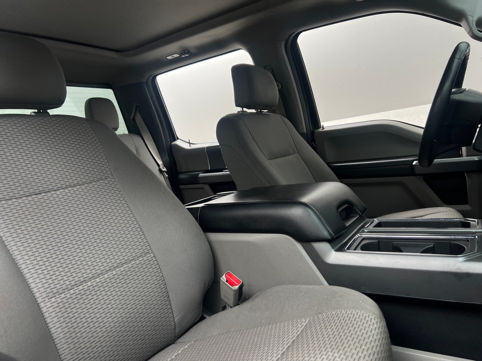 Thumbnail: 2016 Ford Econoline - 2