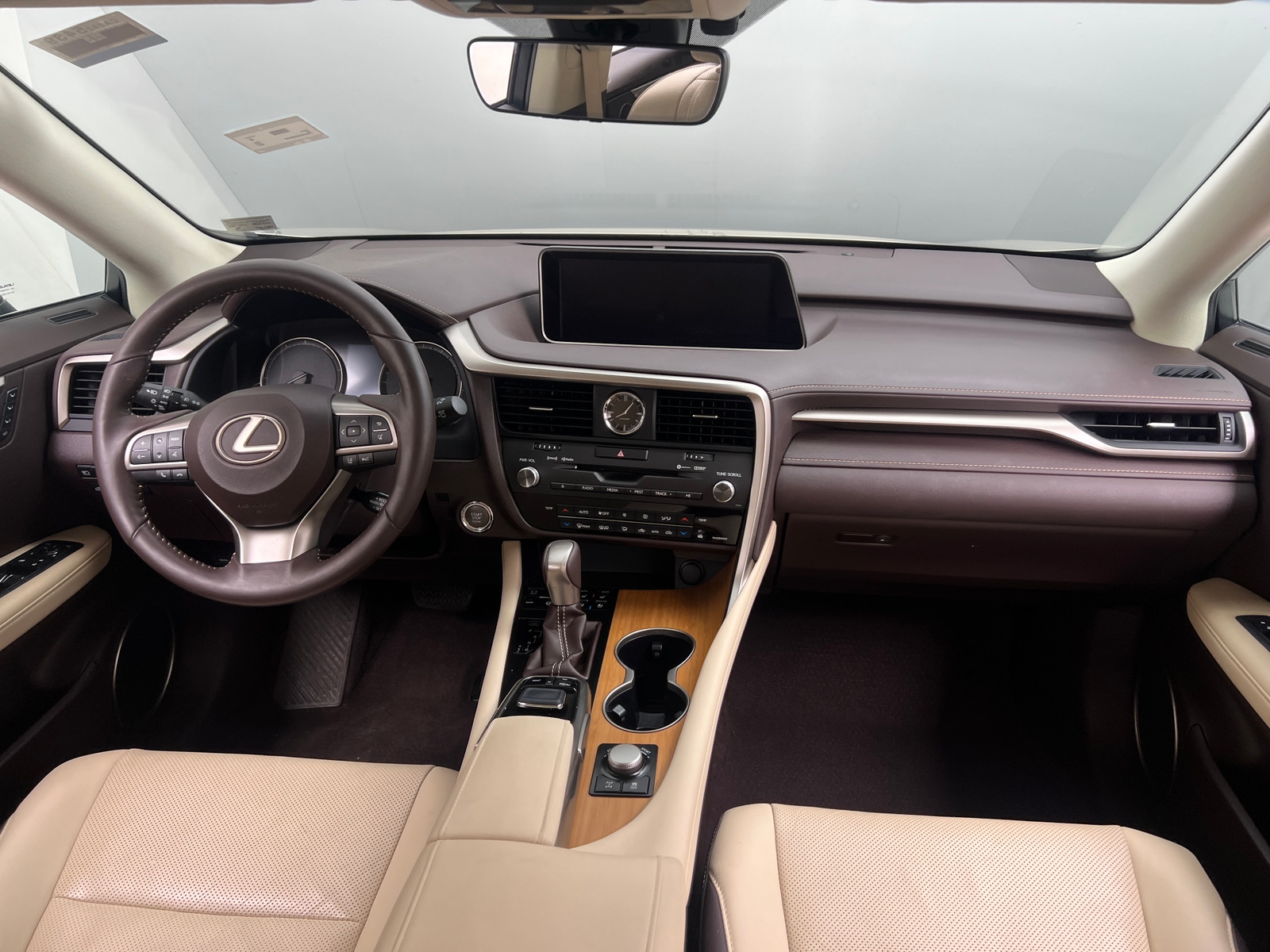 Thumbnail: 2017 Lexus RX - 3