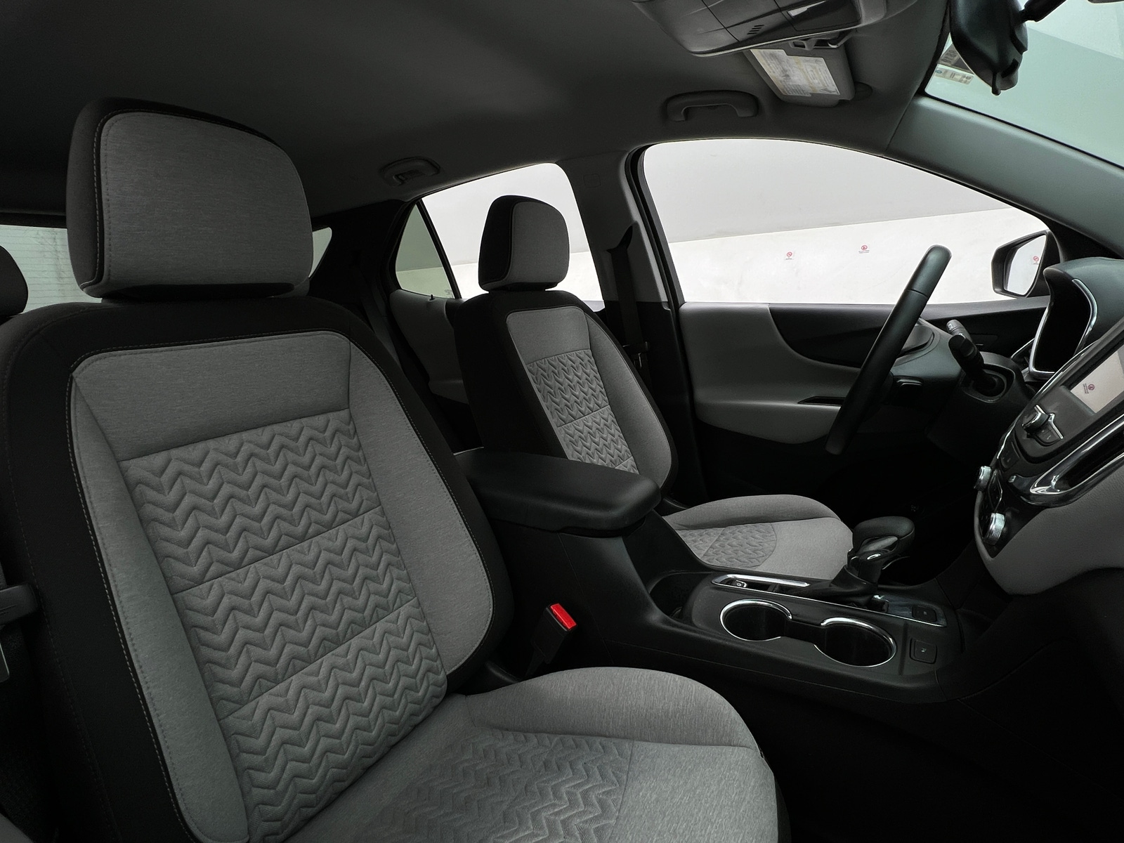 Thumbnail: 2023 Chevrolet Equinox - 2