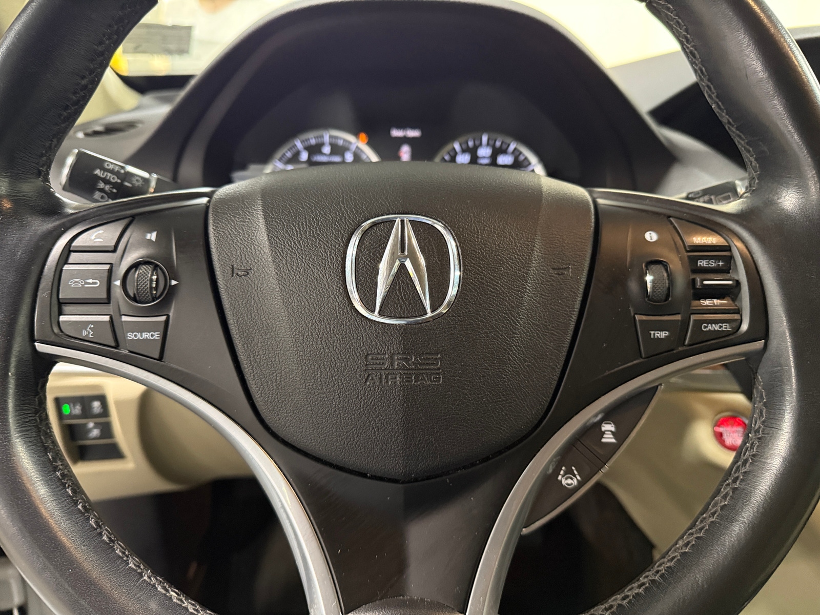 Thumbnail: 2018 Acura MDX - 4