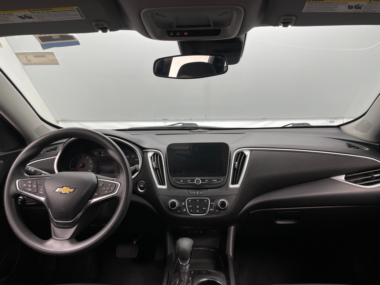 Thumbnail: 2024 Chevrolet Malibu - 3