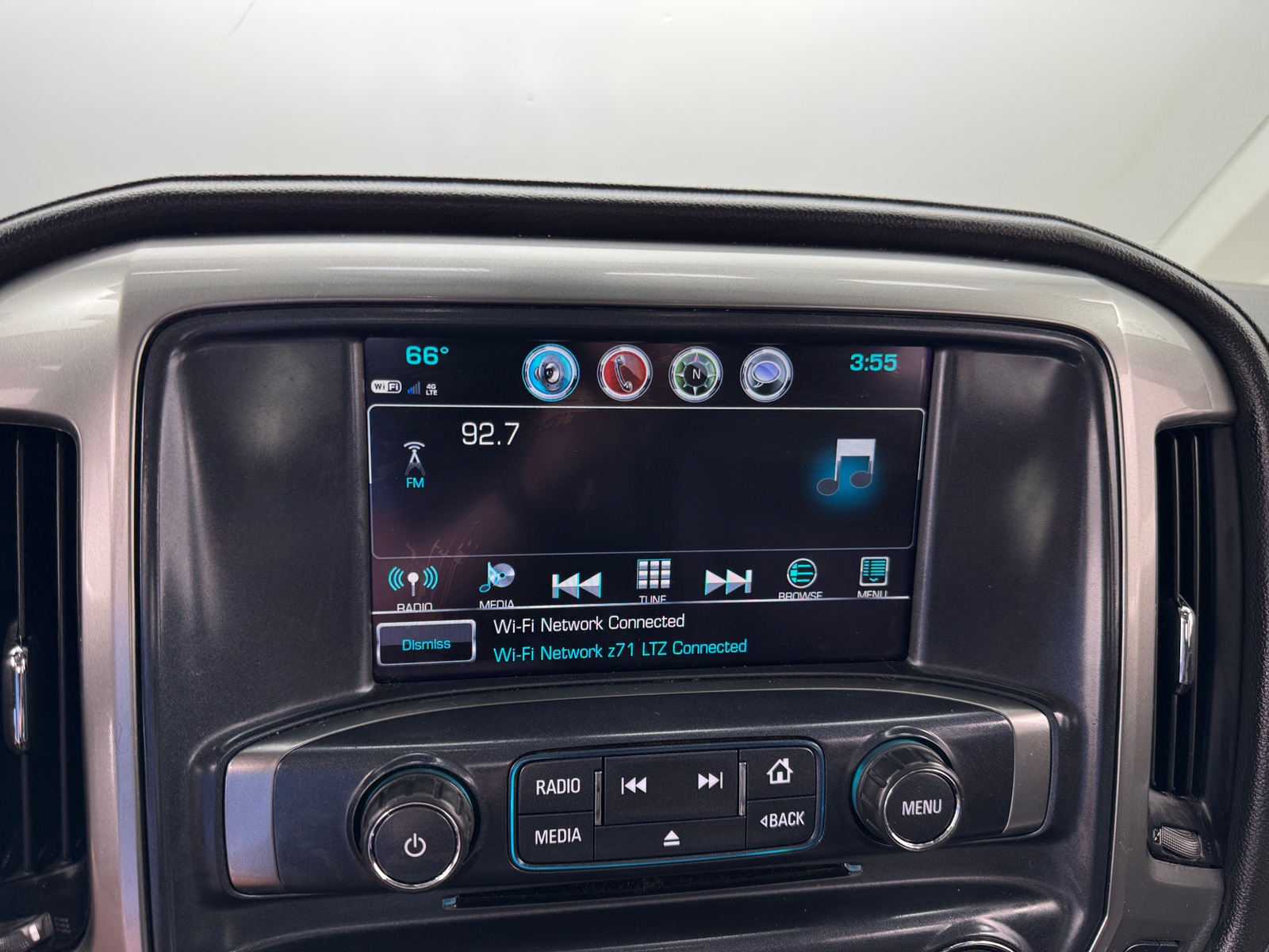 Thumbnail: 2018 Chevrolet Silverado 1500 - 3