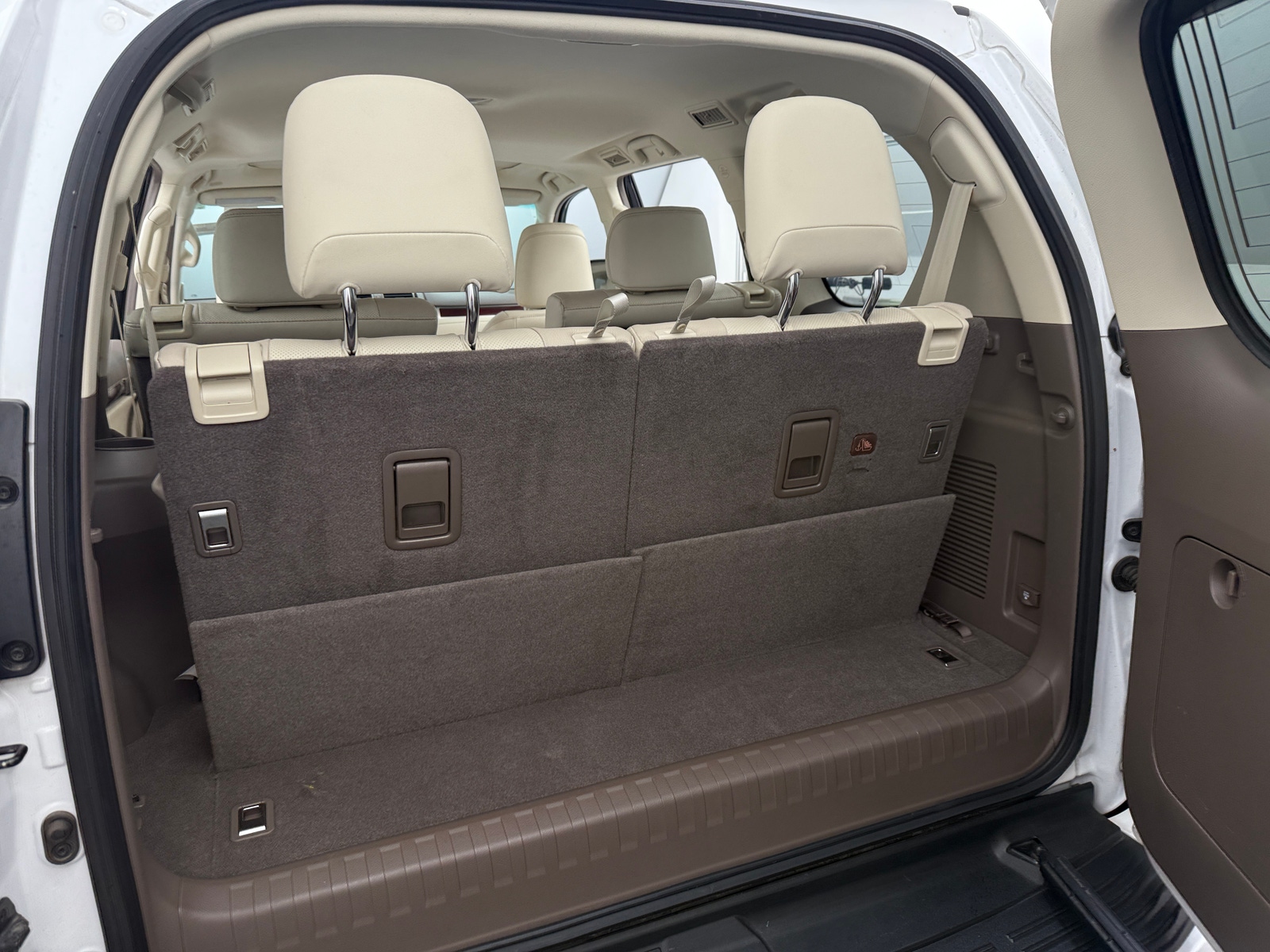 Thumbnail: 2019 Lexus GX - 6
