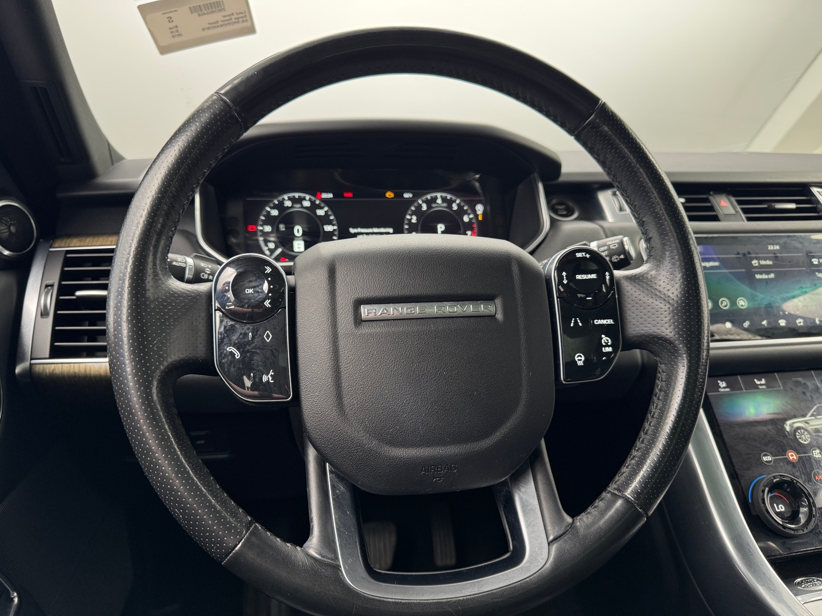 Thumbnail: 2019 Land Rover Range Rover Sport - 4