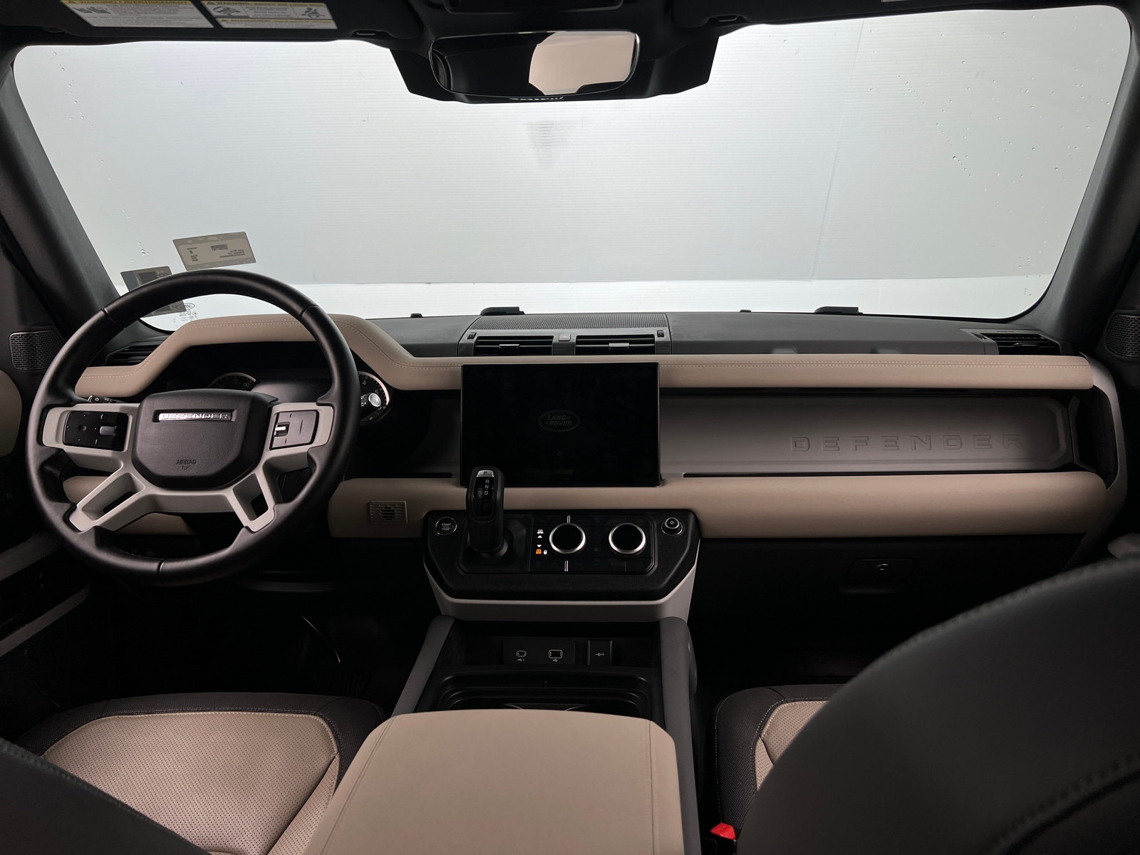 Thumbnail: 2023 Land Rover Defender - 2