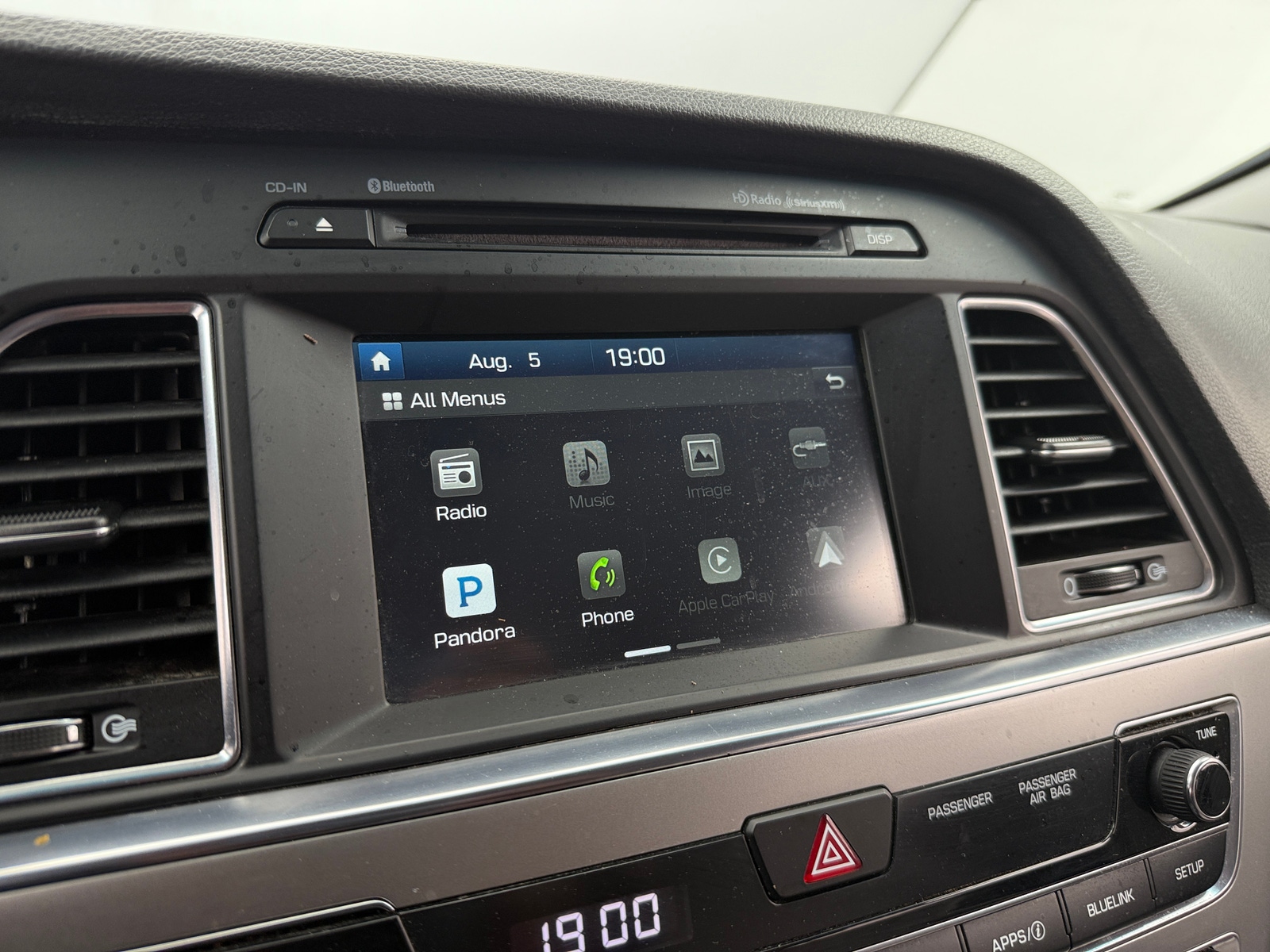 Thumbnail: 2017 Hyundai Sonata - 4