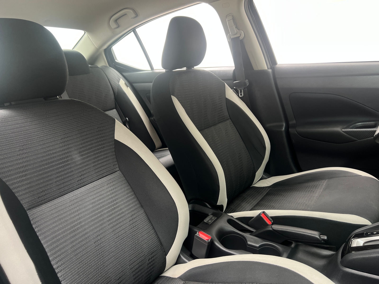 Thumbnail: 2021 Nissan Versa - 2