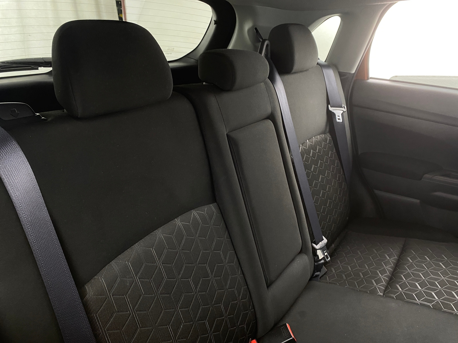 Thumbnail: 2024 Mitsubishi Outlander Sport - 6