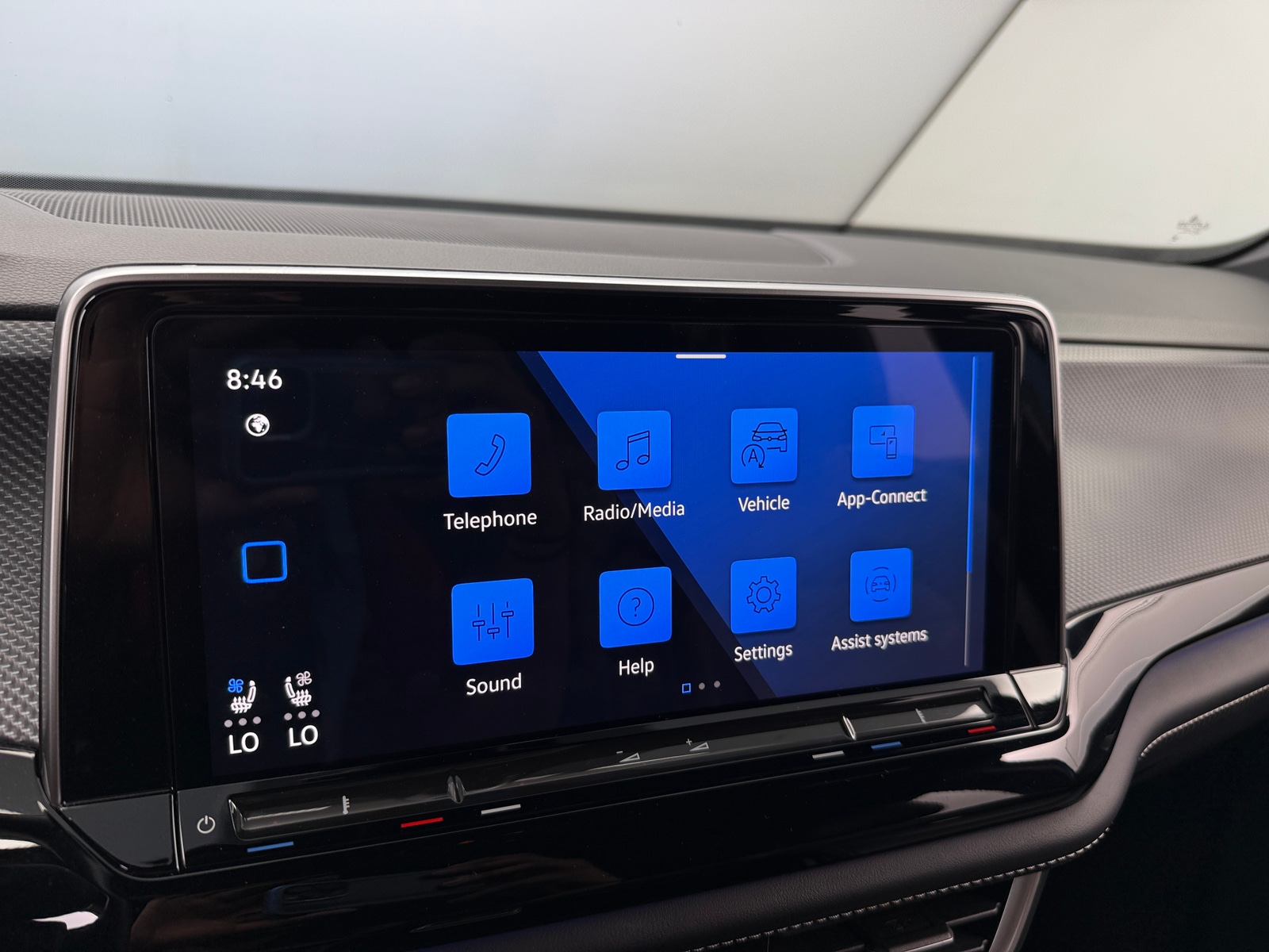 Thumbnail: 2024 Volkswagen Atlas - 3