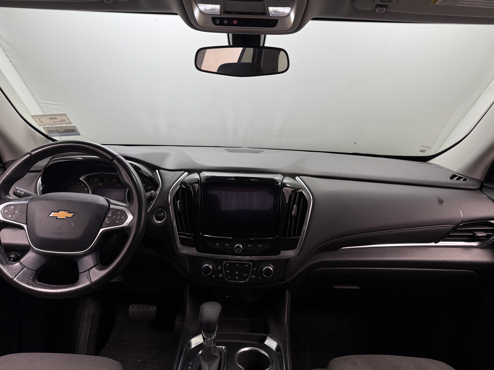 Thumbnail: 2021 Chevrolet Traverse - 3
