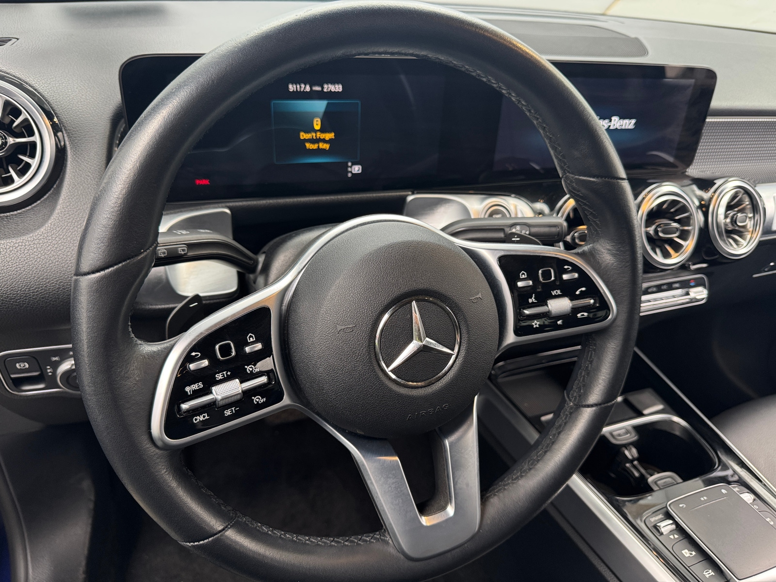 Thumbnail: 2022 Mercedes-Benz GLB - 5