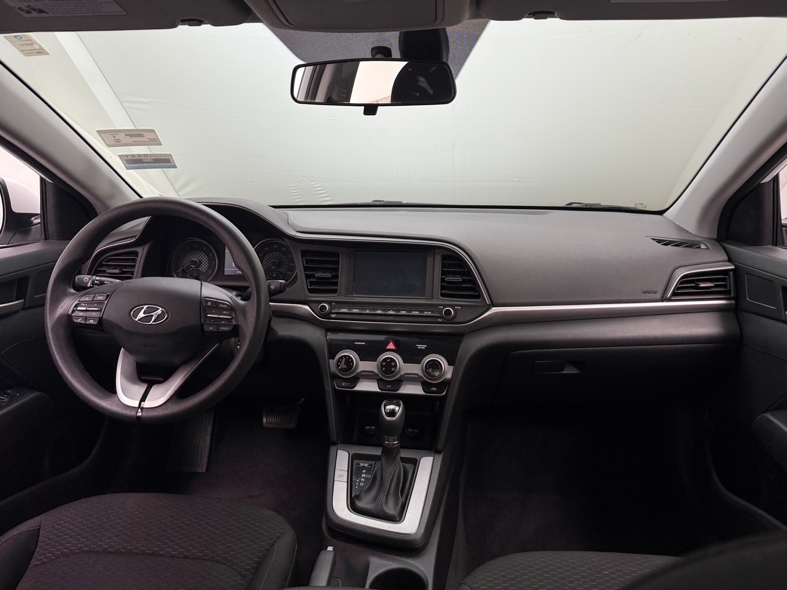 Thumbnail: 2019 Hyundai Elantra - 3