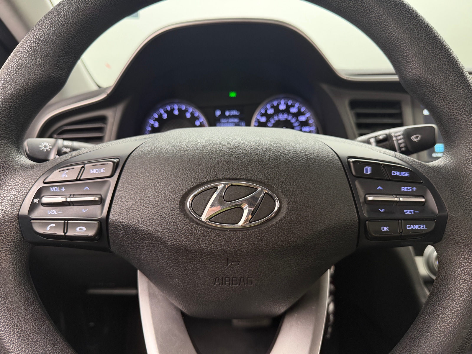 Thumbnail: 2019 Hyundai Elantra - 5
