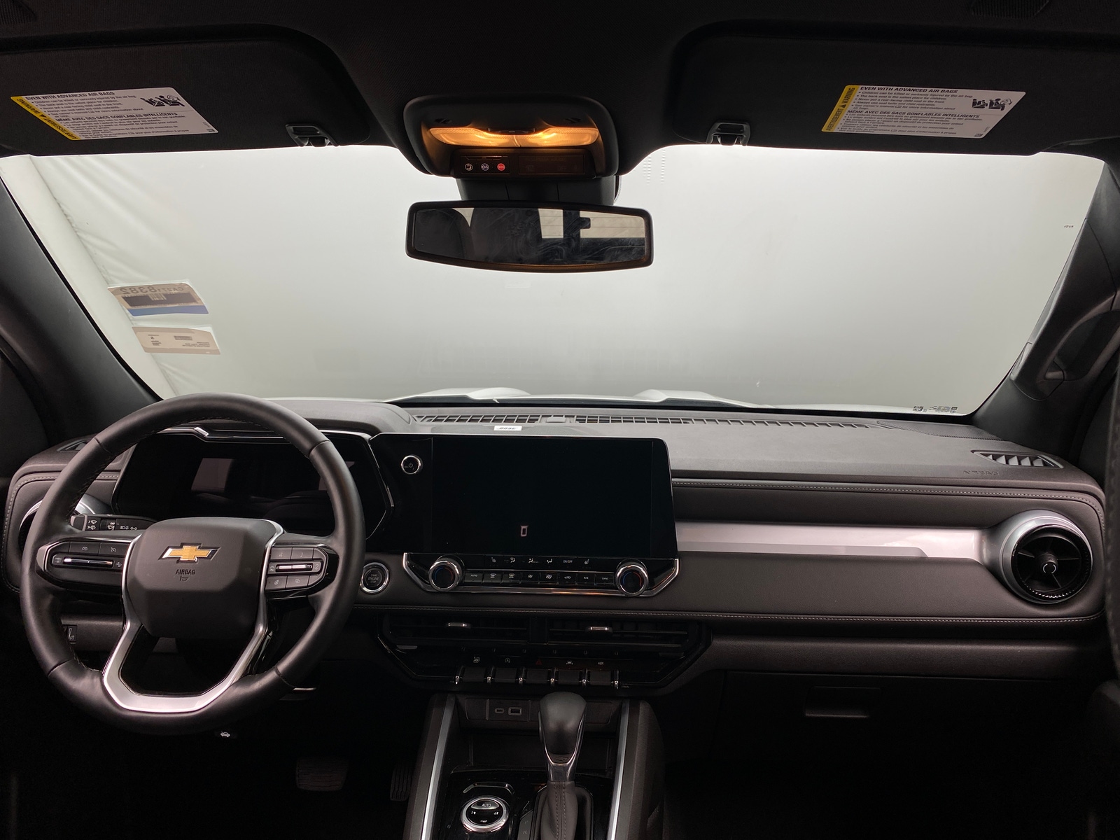 Thumbnail: 2023 Chevrolet Colorado - 3