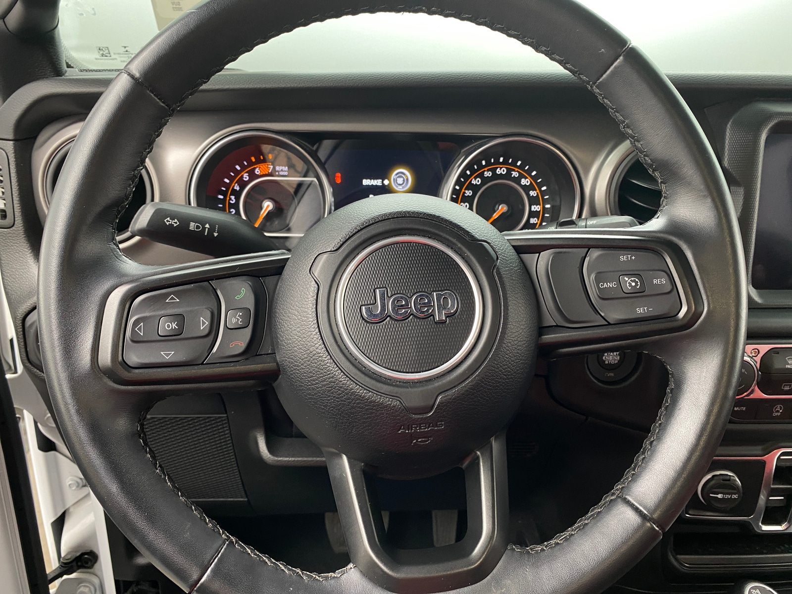 Thumbnail: 2022 Jeep Wrangler - 5