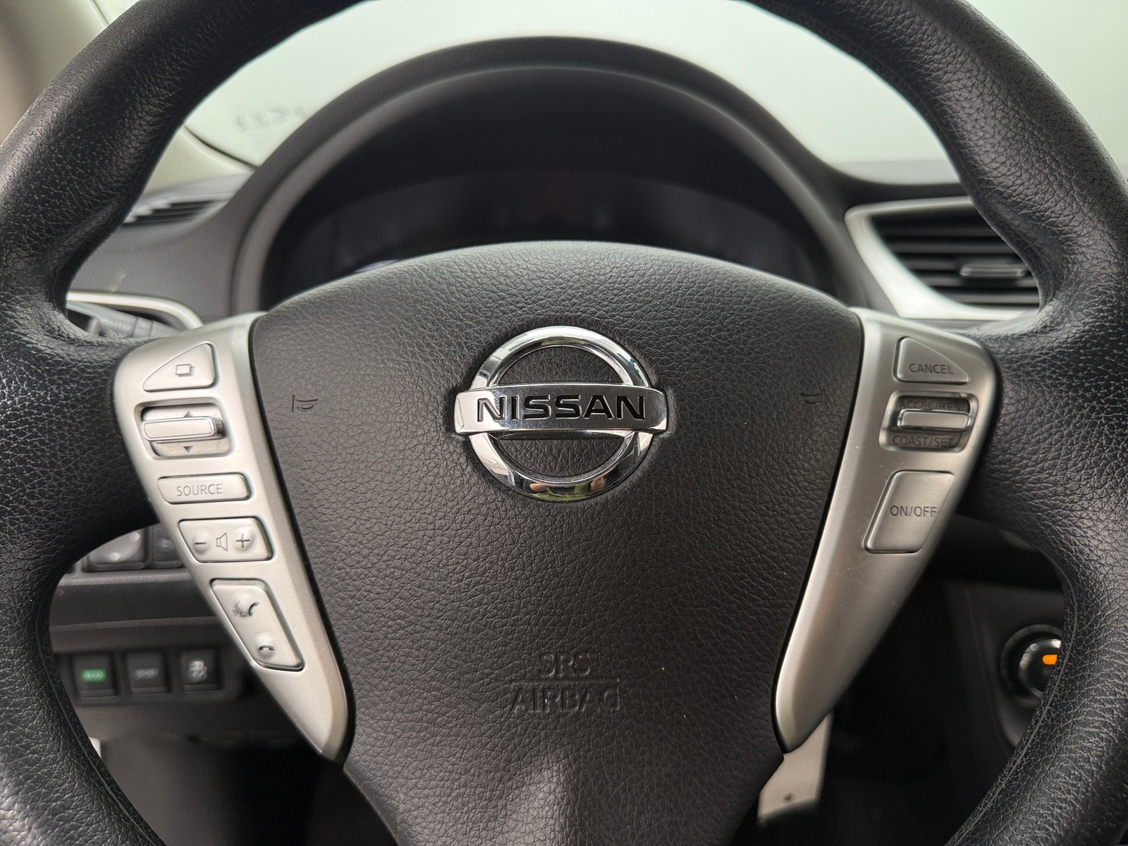 Thumbnail: 2017 Nissan Sentra - 5