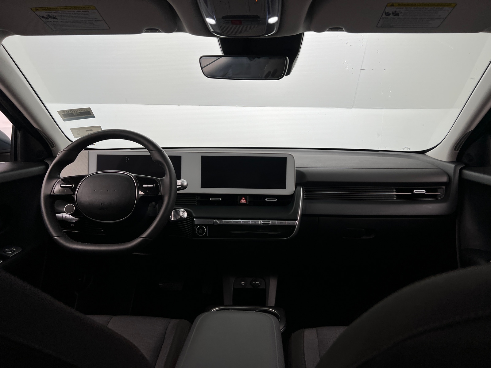 Thumbnail: 2024 Hyundai Ioniq 5 - 3