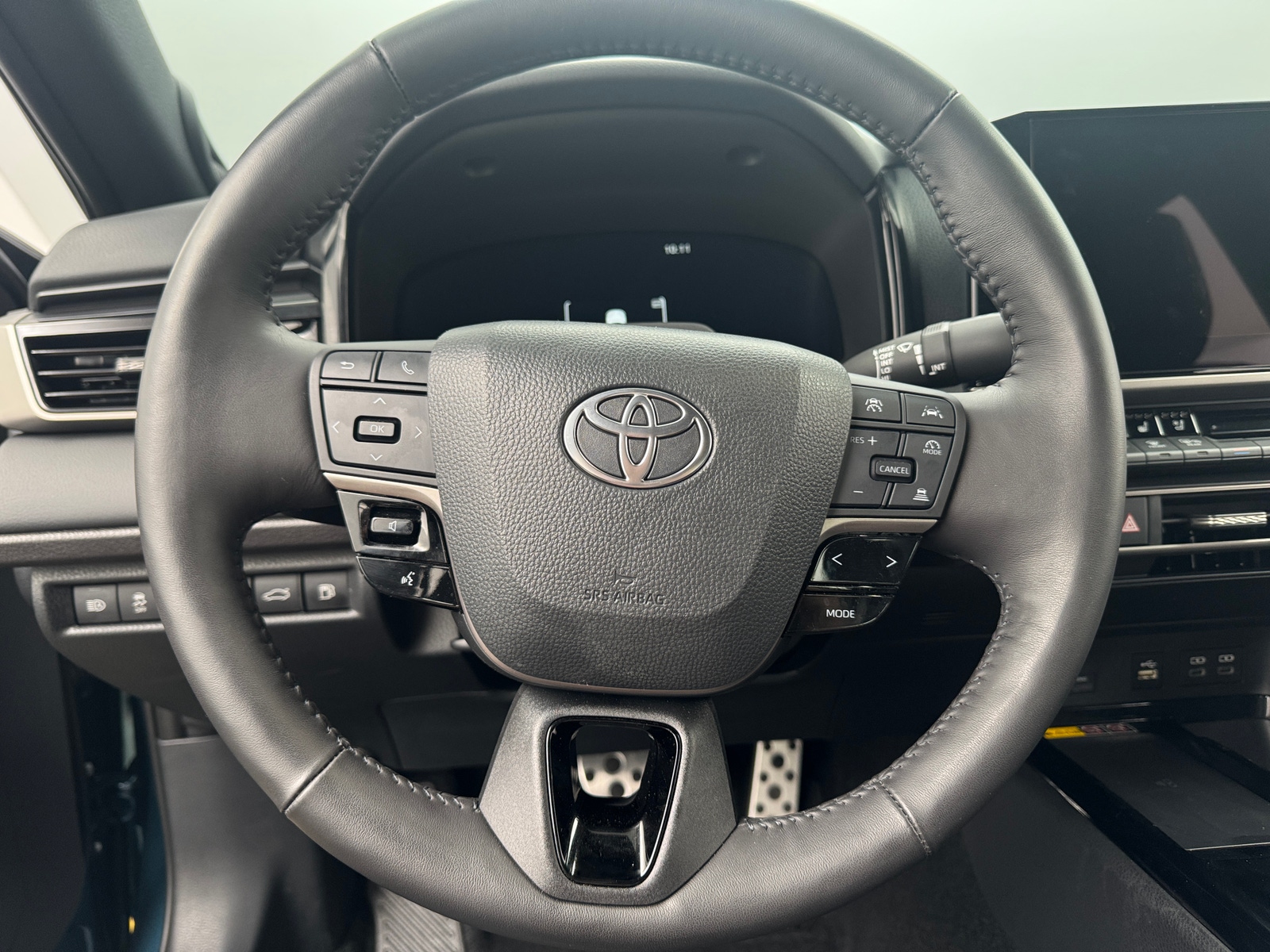 Thumbnail: 2025 Toyota Camry - 4