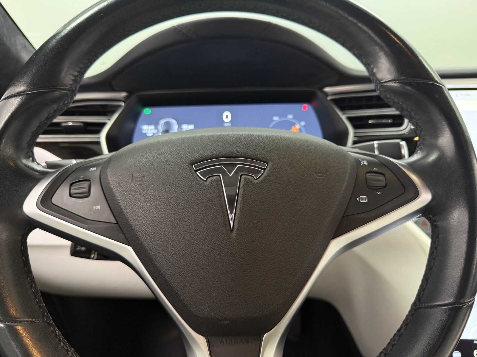 Thumbnail: 2017 Tesla Model S - 4