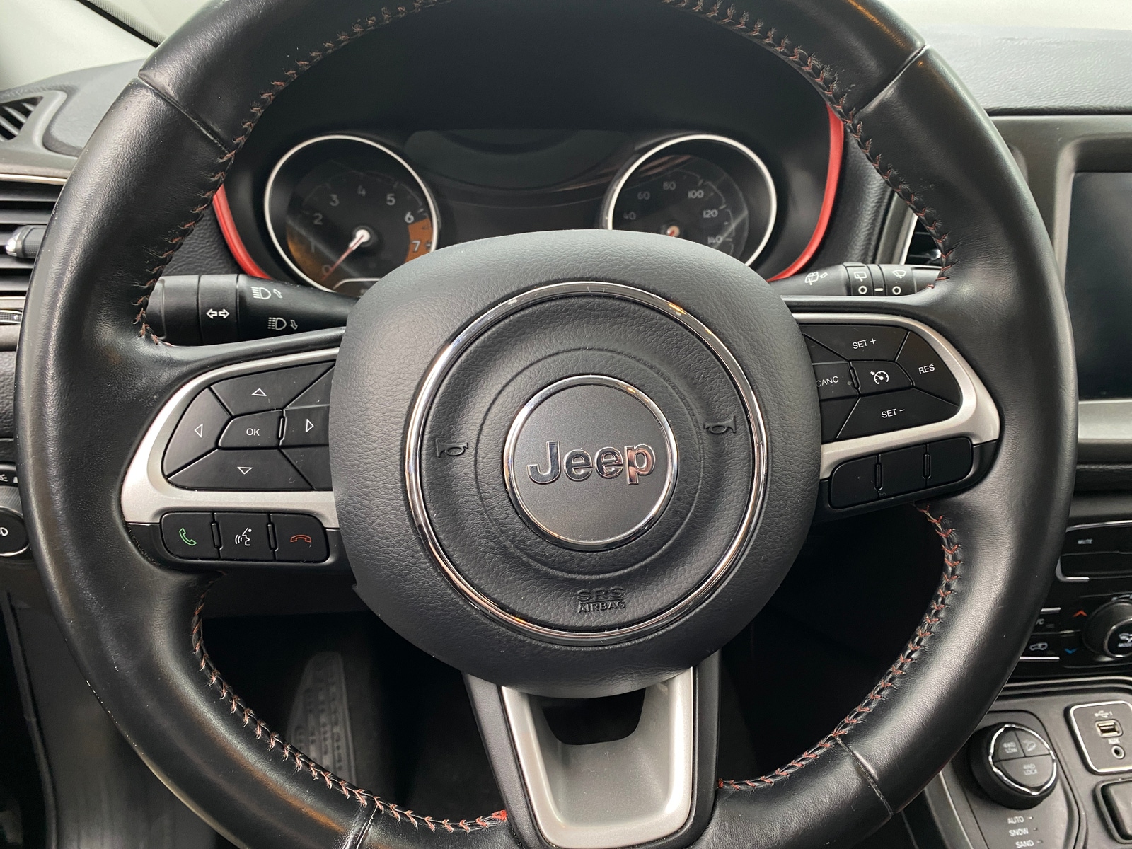 Thumbnail: 2019 Jeep Compass - 4